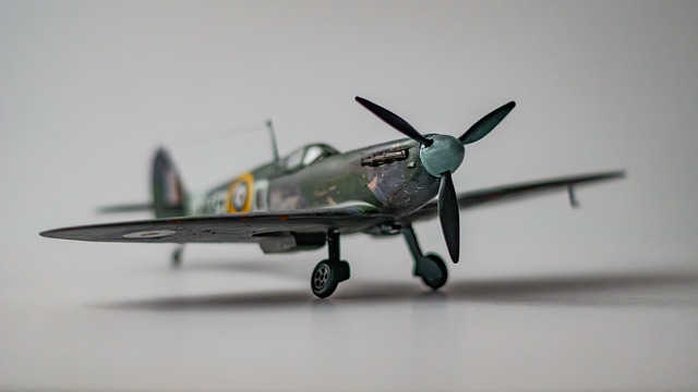 supermarine spitfire, toy, plane, model, miniature, hobby, craft, plastic, propeller, hunter, military, historical, world war, royal air force, ww2, british