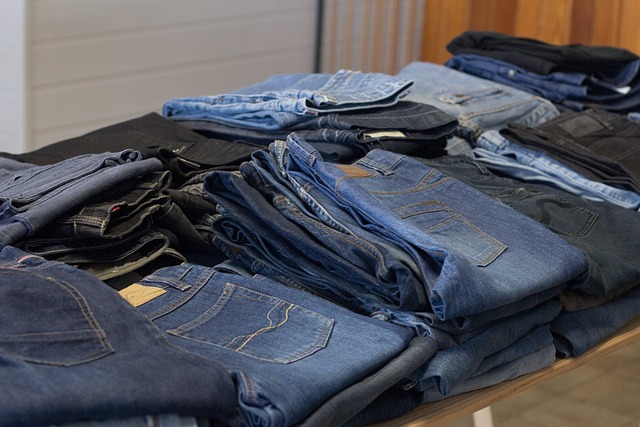 used clothing, second hand, 2nd hand, thrift, thrift shop, flea market, flea markets, vintage fashion, used, upcycle, recycle, jeans, shoes, diy, association, old-fashioned, hipster, used clothing, second hand, second hand, second hand, thrift, thrift, thrift, thrift, thrift, thrift shop, thrift shop, thrift shop, flea market, flea market, upcycle, upcycle, upcycle, upcycle